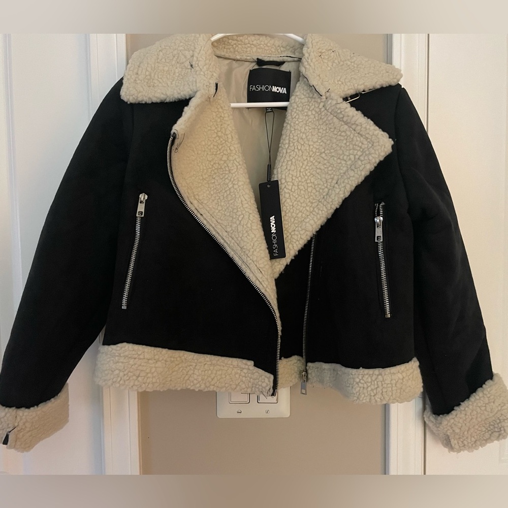 Fashion Nova Black and Cream Shearling Jacket